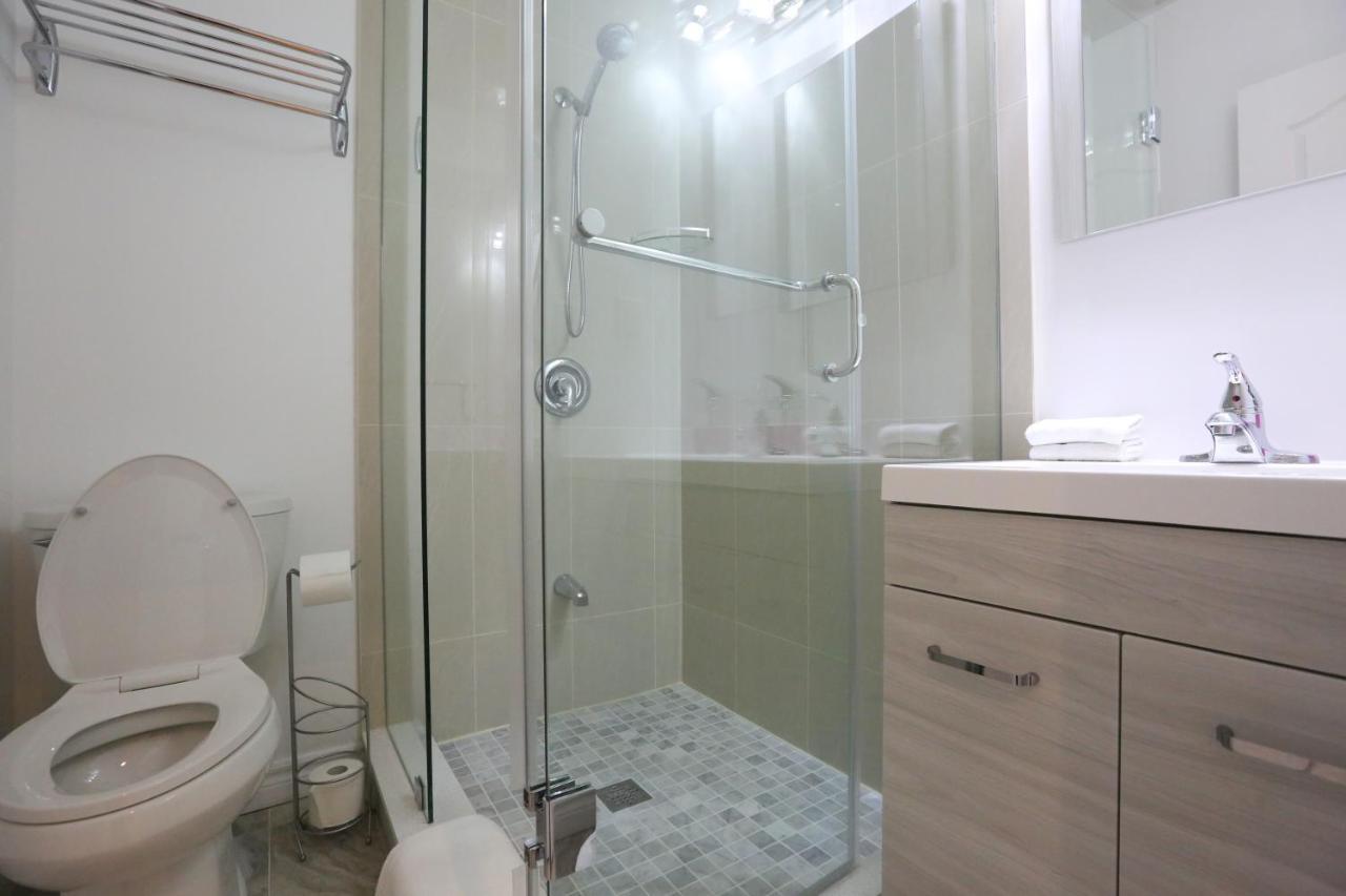 Ya Hua Pei Hotel Toronto Ngoại thất bức ảnh